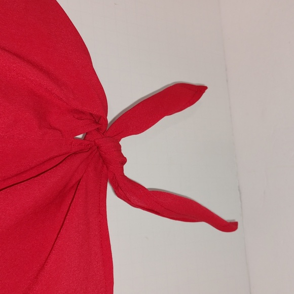 Red Loved 2 Be Loved Summer Top w/ Spaghetti Straps and Tie at Waist sz Medium - Picture 5 of 5